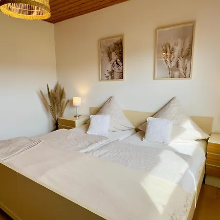 Ruhige Landhauswohnung In Apartamento