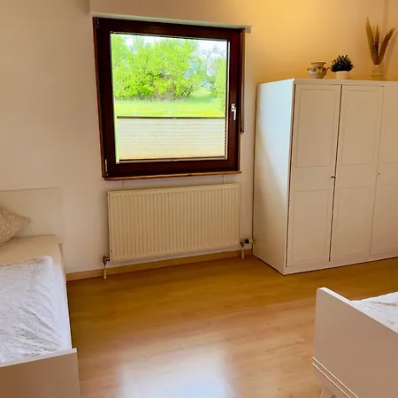Ruhige Landhauswohnung In Apartment *